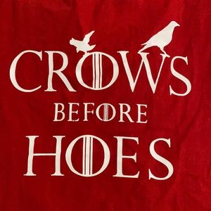 Unisex GAME OF THRONES graphic tee (size Medium)